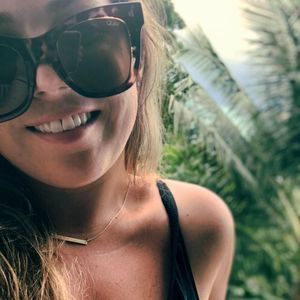 Meet your Posher, Em